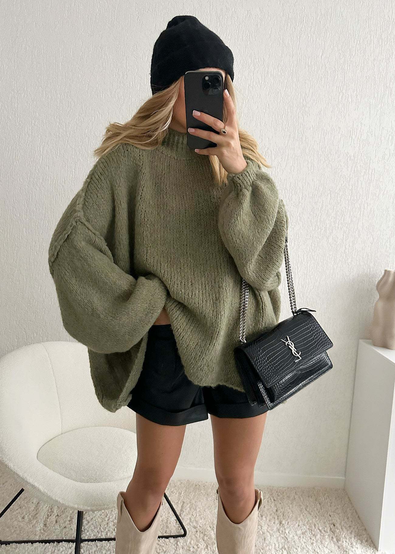 Oversize high neck jumper